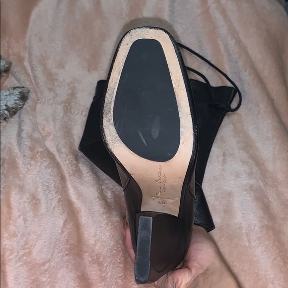 Maria Briton’s - Picture 2 of 4